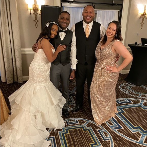 Beautiful Mermaid Wedding Dress - Picture 5 of 6